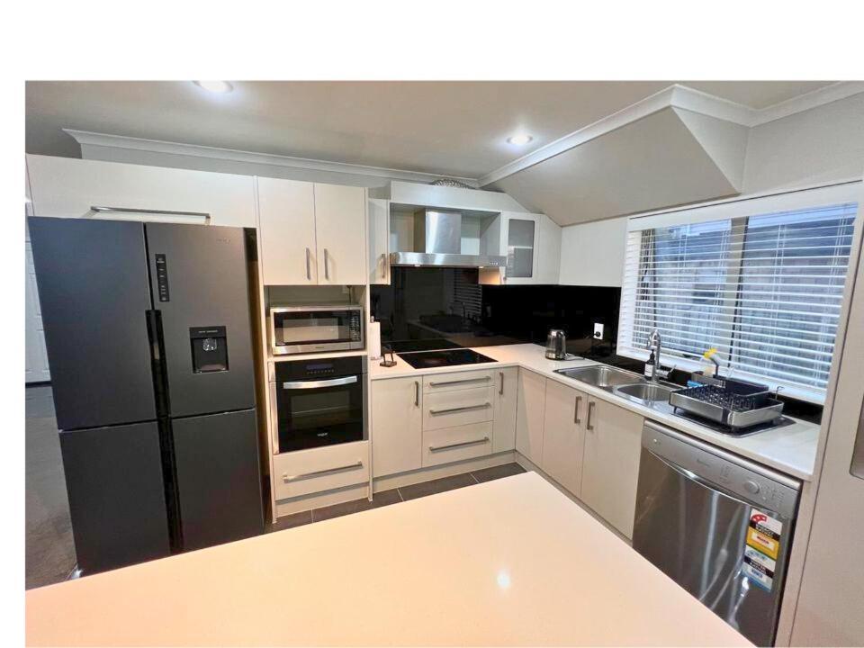 Bright&Cozy Room - Homestay Style - On Street Parking Only Окленд Екстер'єр фото